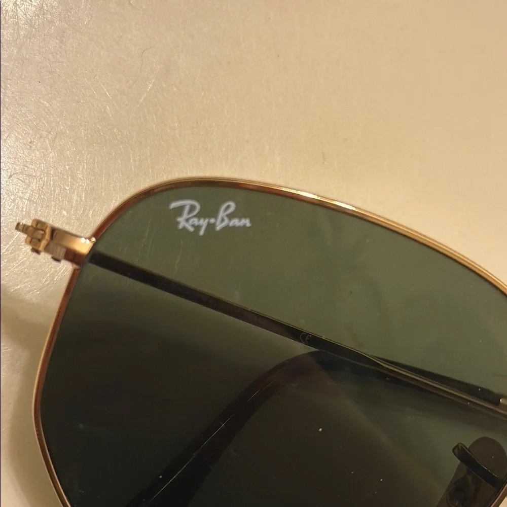 Ray-Ban Gold Sunglasses with Dark Green Lenses - Picture 4 of 7